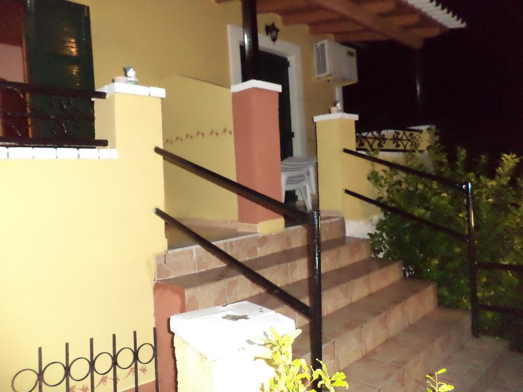 Vassilis Apartments Paleokastrítsa Extérieur photo